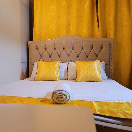 Sunrise Blue Moon B&B ナイロビ エクステリア 写真