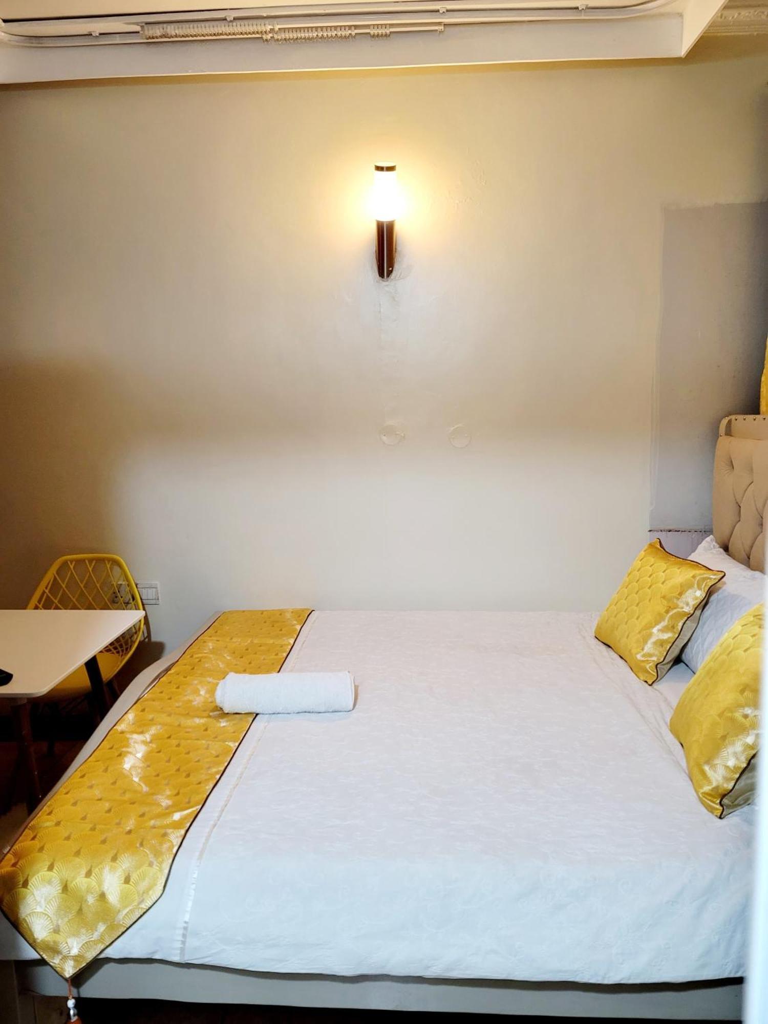 Sunrise Blue Moon B&B ナイロビ エクステリア 写真