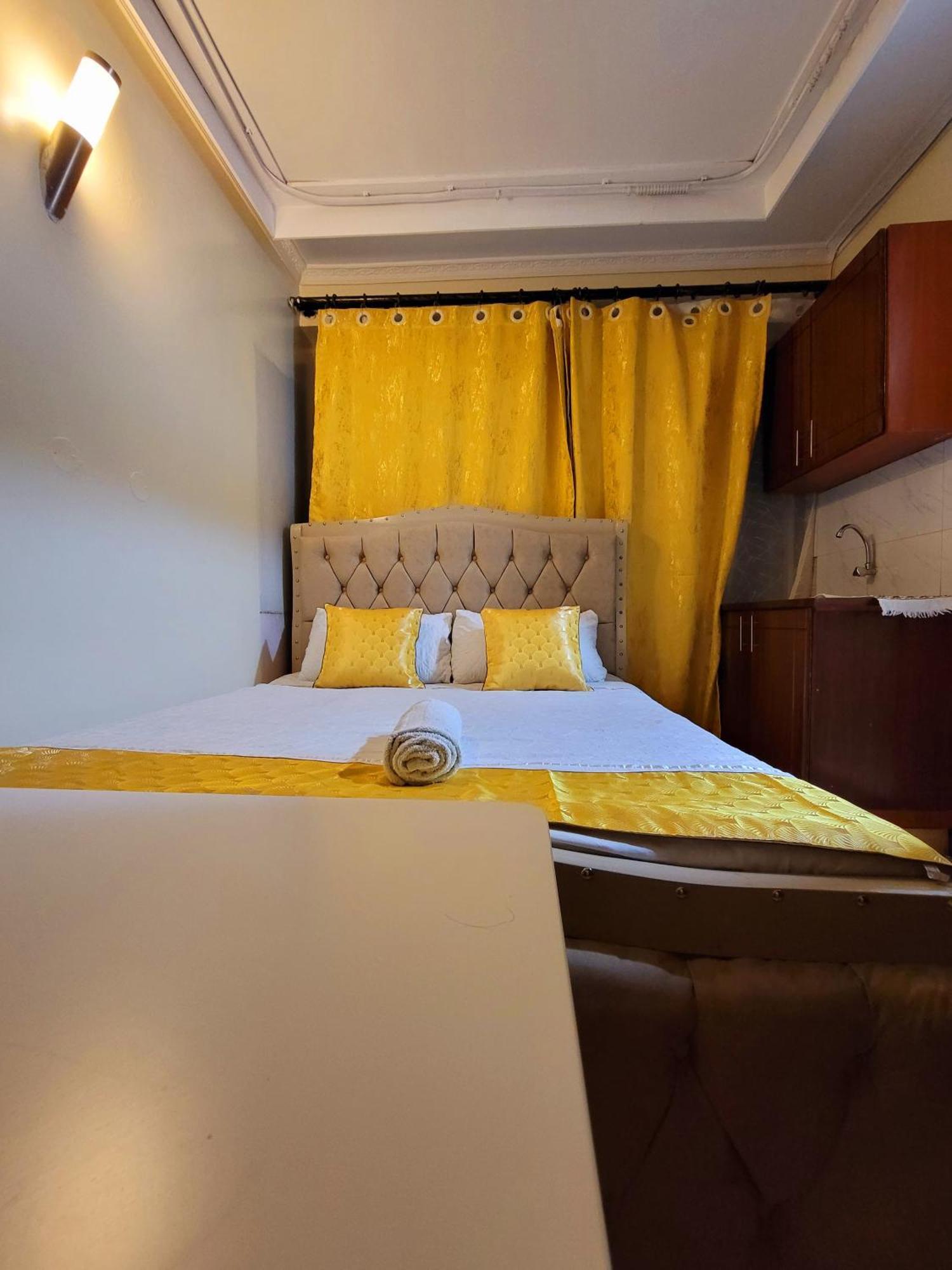 Sunrise Blue Moon B&B ナイロビ エクステリア 写真